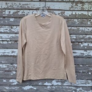 🌟 A'NUE The perfect crew top size medium